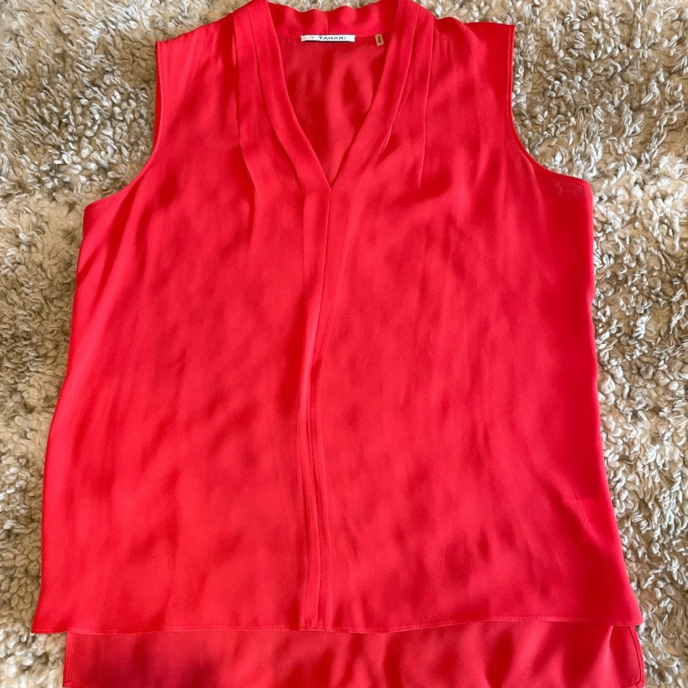 T Tahari shirt